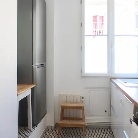 Spacious T4 In Ideal For Families Apartment *